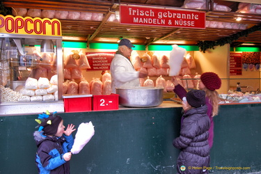 Snack stall at the Salzburg Christkindlmarkt